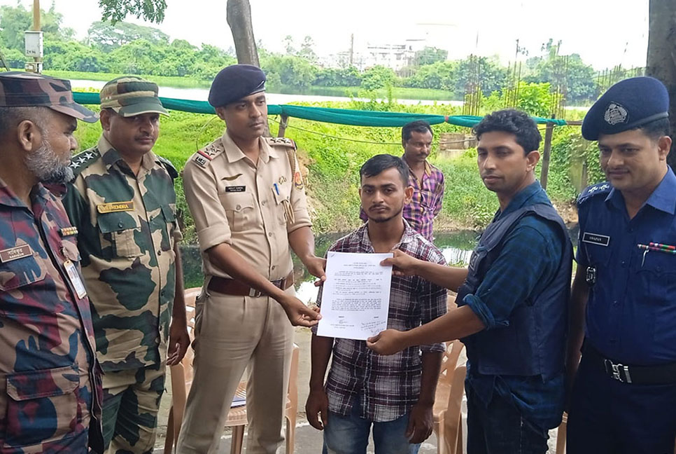 কারাভোগ শেষে দেশে ফিরলেন ভারতীয় যুবক