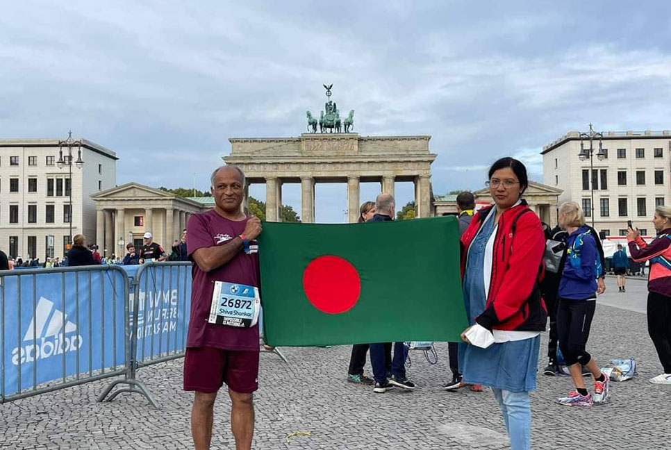 বার্লিনে শিব শংকর পালের ১১৮তম আন্তর্জাতিক ম্যারাথন