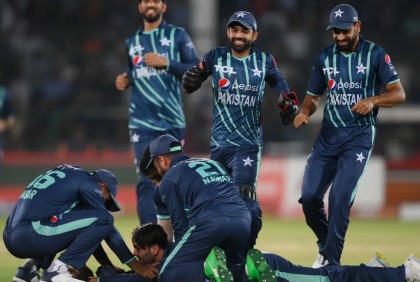২০০তম টি-টোয়েন্টিতে পাকিস্তানের অবিশ্বাস্য জয়!