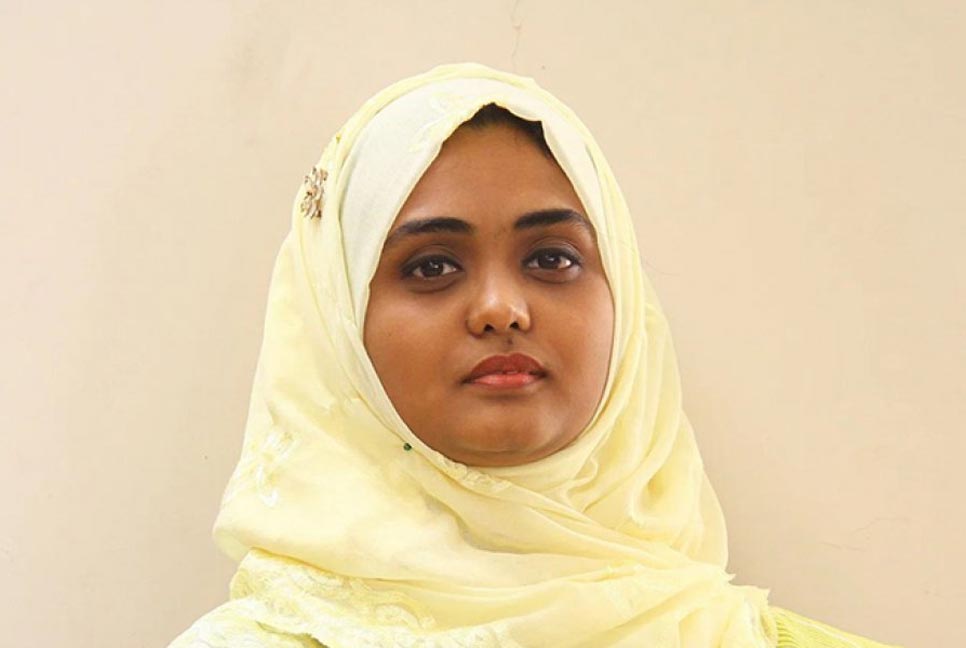ট্রফি ভেঙে আলোচনায় আসা ইউএনও মেহরুবাকে ঢাকায় বদলি