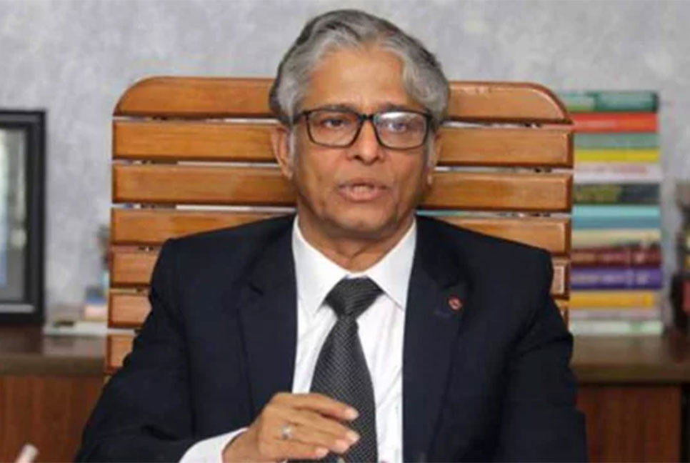 প্রতিটি ছাত্র সংগঠনের রাজনীতি করার অধিকার আছে: ঢাবি ভিসি