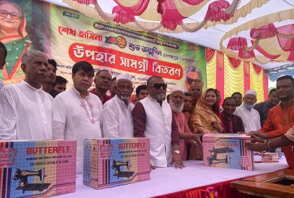 ব্যতিক্রম আয়োজনে শেখ হাসিনার জন্মদিন পালন করলেন এস এম কামাল