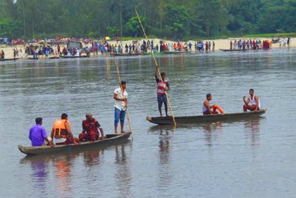করতোয়ায় নৌকাডুবিতে নিহত বেড়ে ৬৯