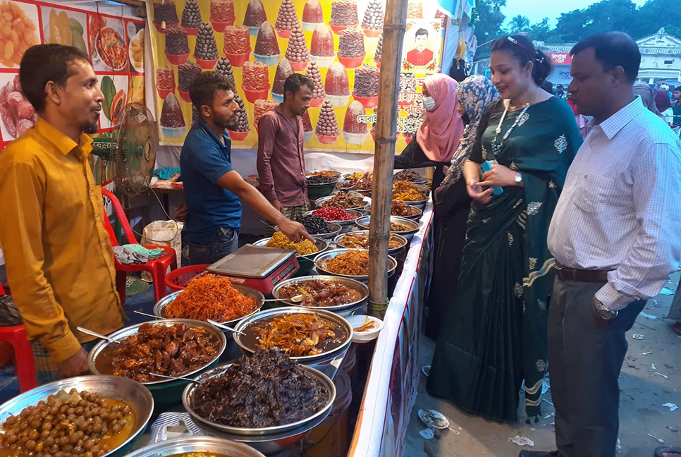 তারুণ্যের শ্রম মেধায় আলোকিত চারপাশ