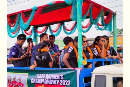 হিমালয়জয়ী কলসিন্দুরের কন্যাদের নিজ শহরে সংবর্ধনা

