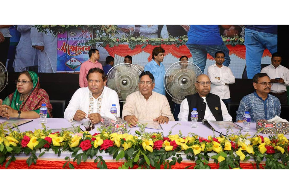 শান্তিপূর্ণ আন্দোলন করতে হবে, লাঠি দিয়ে আত্মরক্ষা হবে না: কৃষিমন্ত্রী