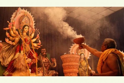 শুরু হলো শারদোৎসব, আজ মহাষষ্ঠী