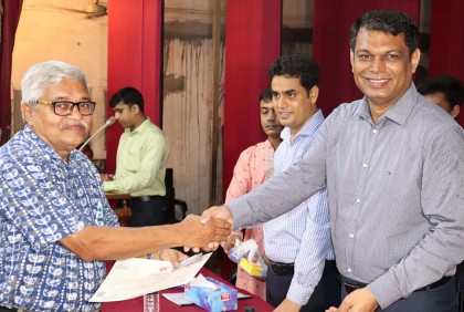 রংপুরে মুক্তিযোদ্ধাদের ডিজিটাল সার্টিফিকেট বিতরণ