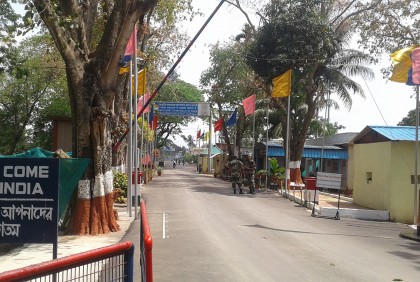 টানা ৬ দিনের ছুটিতে আখাউড়া স্থলবন্দর
