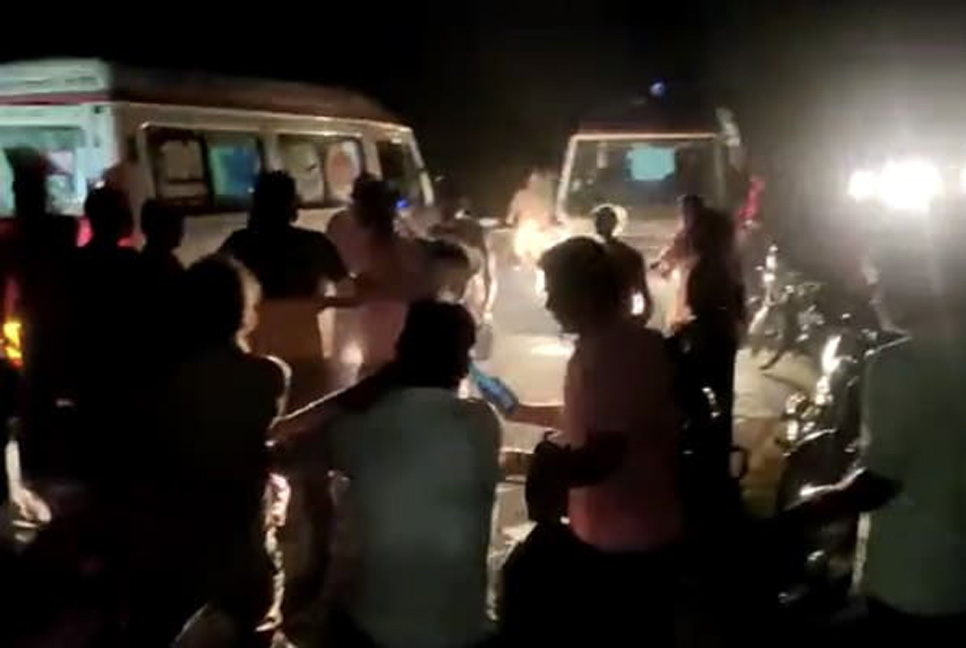 ভারতে কয়েক ঘণ্টার মধ্যে দুই সড়ক দুর্ঘটনায় নিহত ৩১ 

