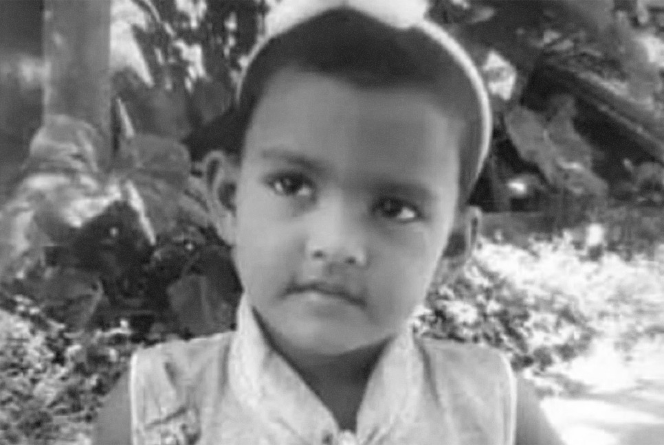 ছেলেকে পাগল বলায় প্রতিবেশীর মেয়েকে হত্যার অভিযোগ