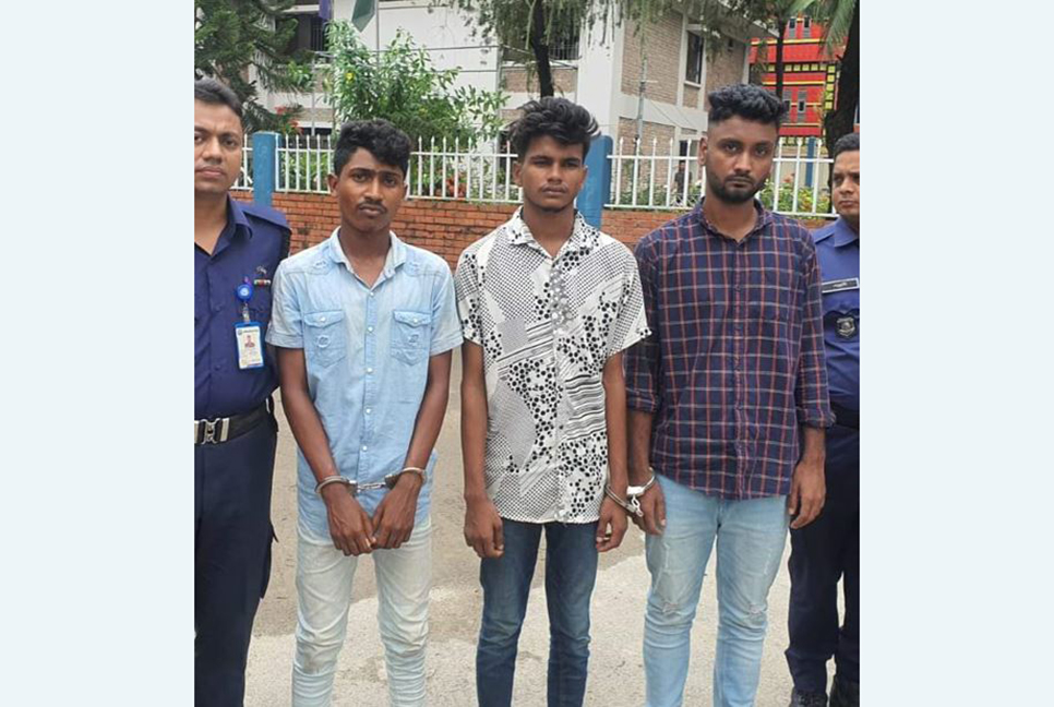চালক হত্যার রহস্য উদঘাটন, গ্রেফতার ৩