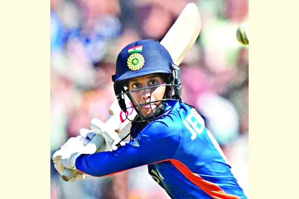 ৭৬ রানের তাণ্ডবে ইনিংসে ম্যাচসেরা