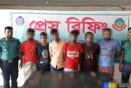 গাজীপুরে দেশীয় অস্ত্রসহ ডাকাতদলের ৬ সদস্য আটক
