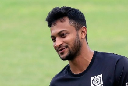 ছুটিতে সাকিব, হেড কোচ-অধিনায়ক ছাড়াই অনুশীলনে দল