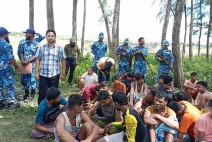 সমুদ্রে মালয়েশিয়াগামী ট্রলারডুবি : তিনজনের মরদেহসহ জীবিত উদ্ধার ৪৫