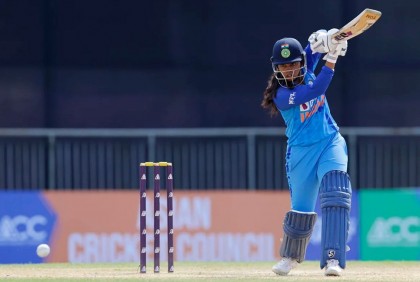 আরব আমিরাতকে বড় ব্যবধানে হারাল ভারত