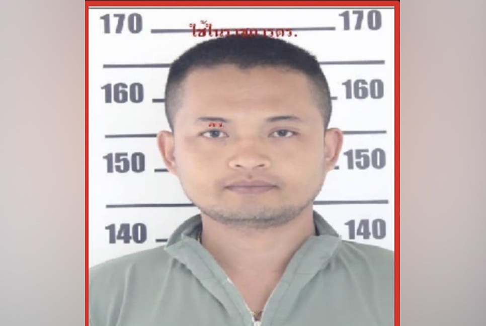নিজের স্ত্রী-সন্তানকেও হত্যা করেছে হামলাকারী