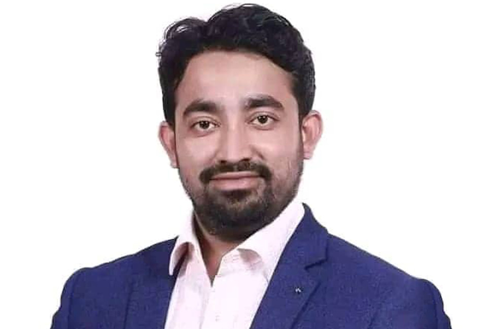 দেবীদ্বারে চেয়ারম্যানের গাড়িতে গুলি : স্বেচ্ছাসেবকলীগ নেতাসহ ৫৯ জনের নামে মামলা