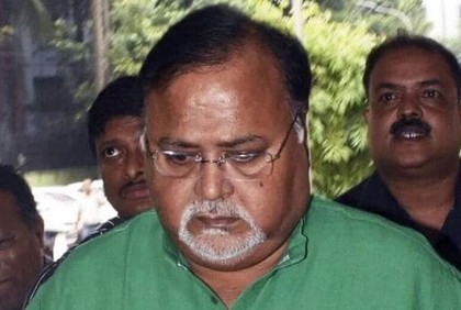 এবার জামিনের আবেদনই করলেন না পার্থ 

