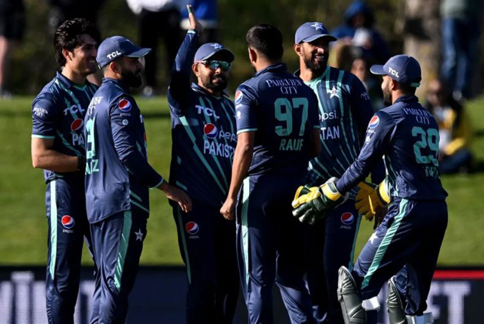 টাইগারদের ব্যাটিং ব্যর্থতা; ২১ রানে পাকিস্তানের জয়