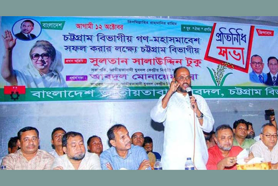 সরকার জনগণের সব অধিকার কেড়ে নিয়েছে: ডা. শাহাদাত