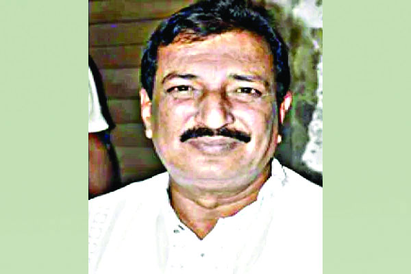 বড় আন্দোলনের অপেক্ষা করছি