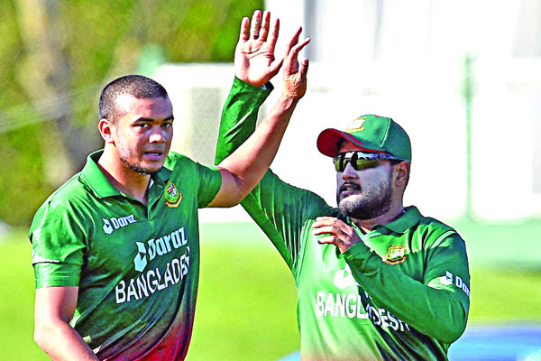 শুরুতেই হার টাইগারদের
