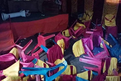 বিয়ে বাড়িতে ফুল ছেঁড়া নিয়ে সংঘর্ষ, আহত ৬