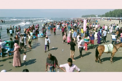 কক্সবাজারে লাখো পর্যটক, অতিরিক্ত ভাড়া আদায়ে জরিমানা