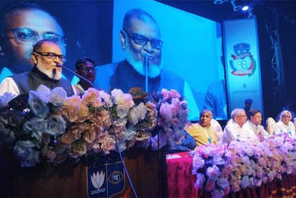 গভীর রাত পর্যন্ত শিক্ষার্থীদের হাতে মোবাইল জাতির জন্য হুমকি : মুক্তিযুদ্ধমন্ত্রী

