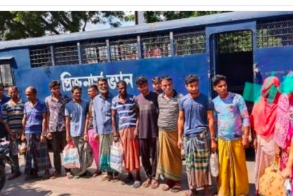 বেনাপোলে অভিযান চালিয়ে ১৩ আসামি গ্রেফতার