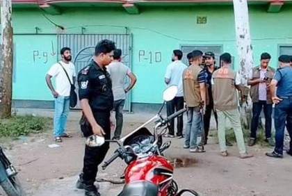সিরাজগঞ্জে বোমা বিস্ফোরণে আহত ১