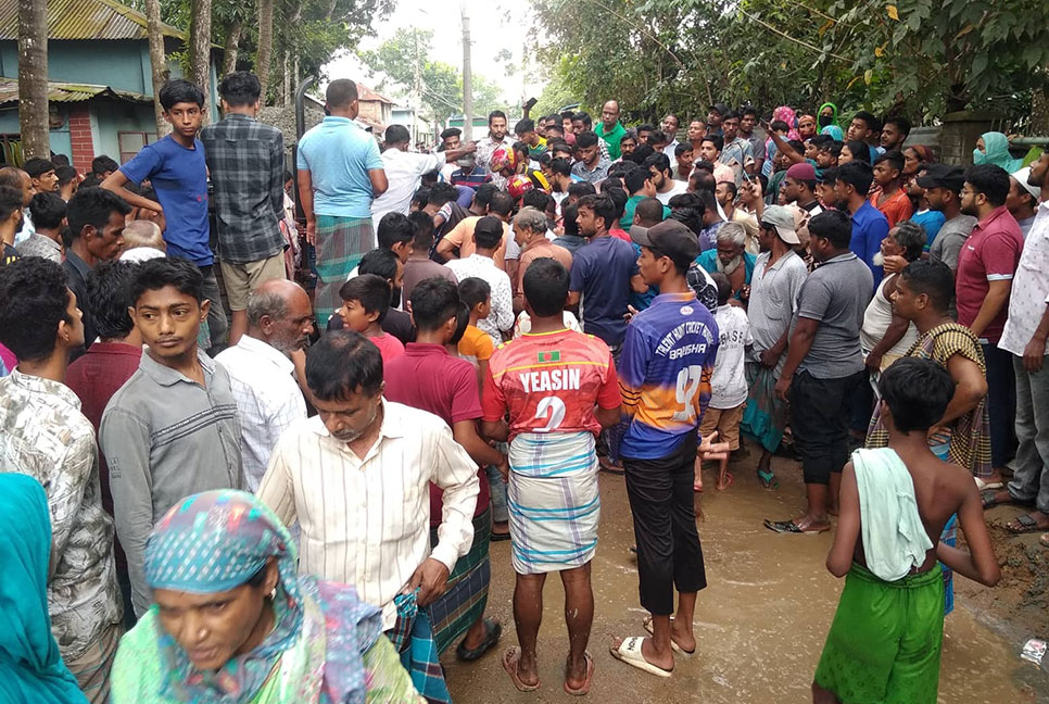 বরিশালে ট্রলিচাপায়
পথচারী নিহত