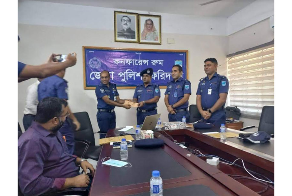ফরিদপুরের শ্রেষ্ঠ ওসি মুহাম্মদ আব্দুল ওহাব