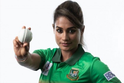 আন্তর্জাতিক ক্রিকেটে ১০০ উইকেট