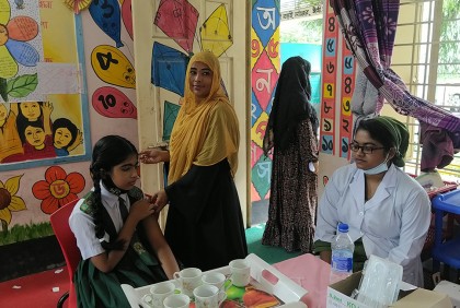 মুন্সীগঞ্জে শিশুদের করোনা টিকাদান শুরু