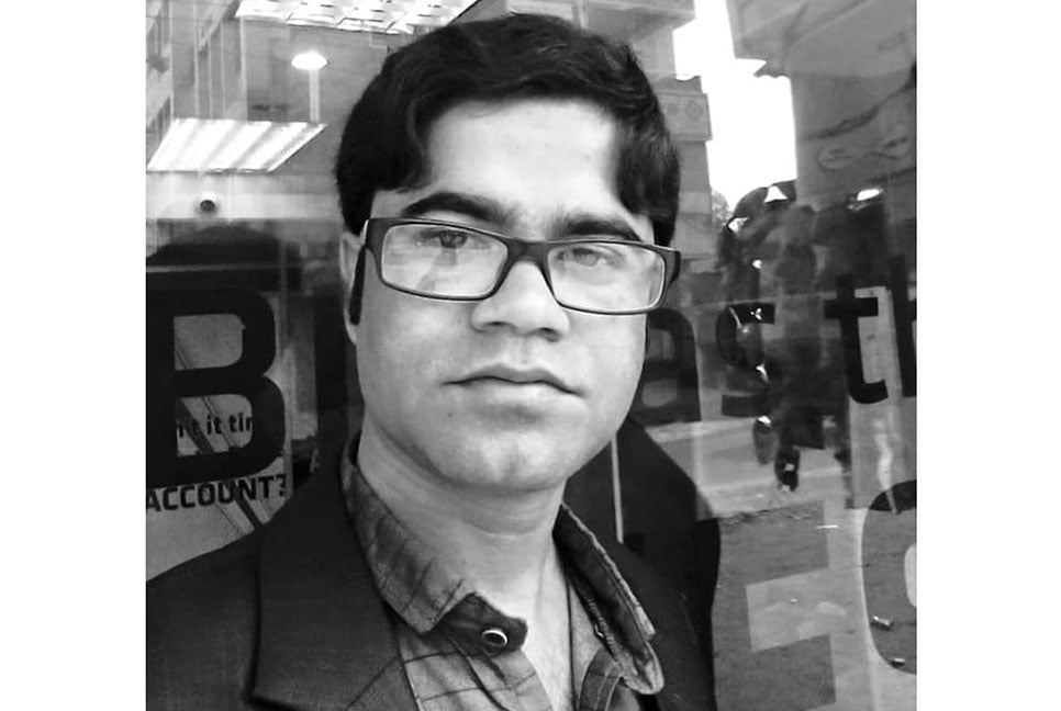 বীরগঞ্জে সড়ক দুর্ঘটনায় শিক্ষক নিহত