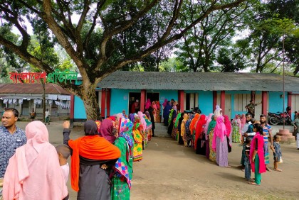 গাইবান্ধা-৫ উপনির্বাচন : অনিয়মের অভিযোগে ৪৩ কেন্দ্রে ভোটগ্রহণ স্থগিত
