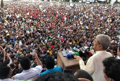 নির্বাচন কমিশনের কথা ডিসি-এসপিরাও শোনে না : মির্জা ফখরুল

