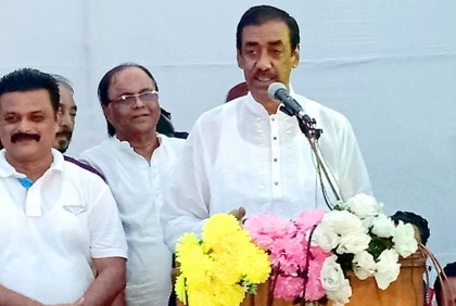 ৫-১০ হাজার লোকের মিছিলকে বিএনপি বলে মহাসমাবেশ : শামীম ওসমান