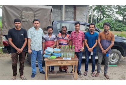 হালুয়াঘাটে ২ মাদক ব্যবসায়ী গ্রেফতার