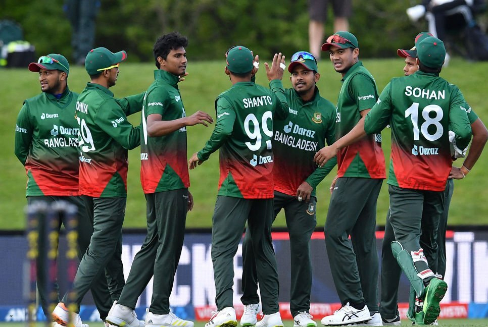 টাইগারদের টানা চার হার, রিজওয়ান-নওয়াজে জিতল পাকিস্তান