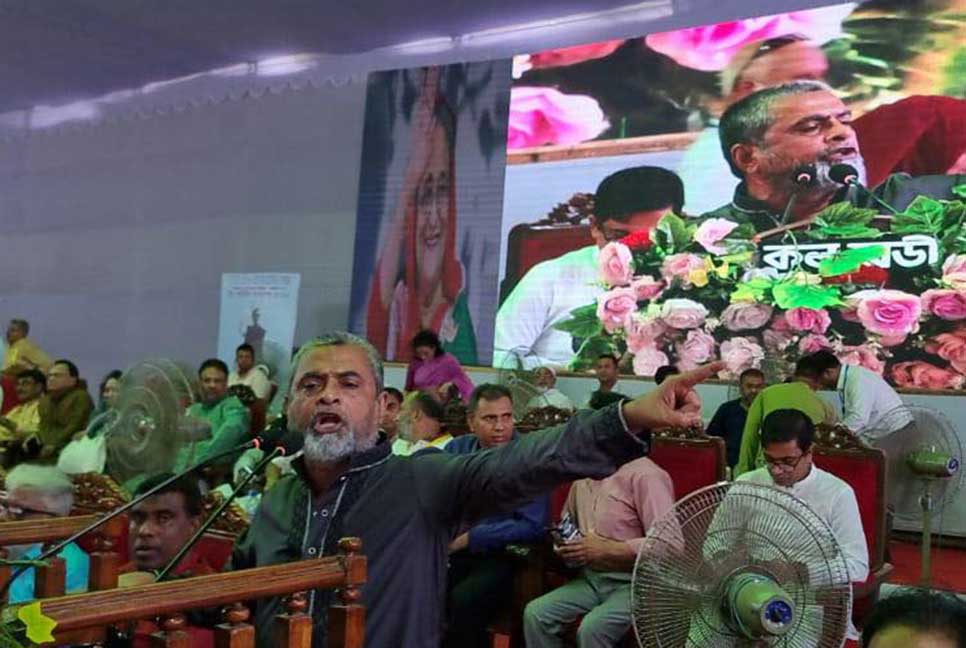পাকিস্তানের প্রতিনিধি জিয়া-খালেদার স্বপ্ন বাস্তবায়ন করতে চান মির্জা ফখরুলরা : এস এম কামাল 

