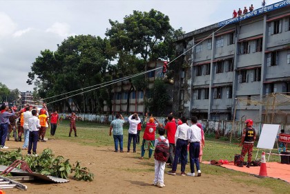 নেত্রকোনায় দুর্যোগ প্রশমন সচেতনতা মহড়া 