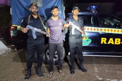 টেকনাফে র‌্যাবের অভিযানে ইয়াবাসহ আটক ১