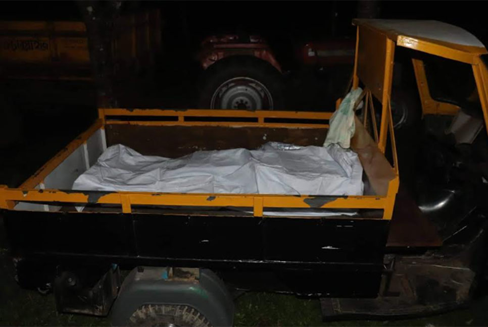 হালুয়াঘাটে স্কুলছাত্রীর ঝুলন্ত মরদেহ উদ্ধার