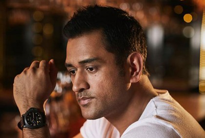 বিজয়-মহেশ বাবুর ছবি প্রযোজনা করতে চান ধোনি?