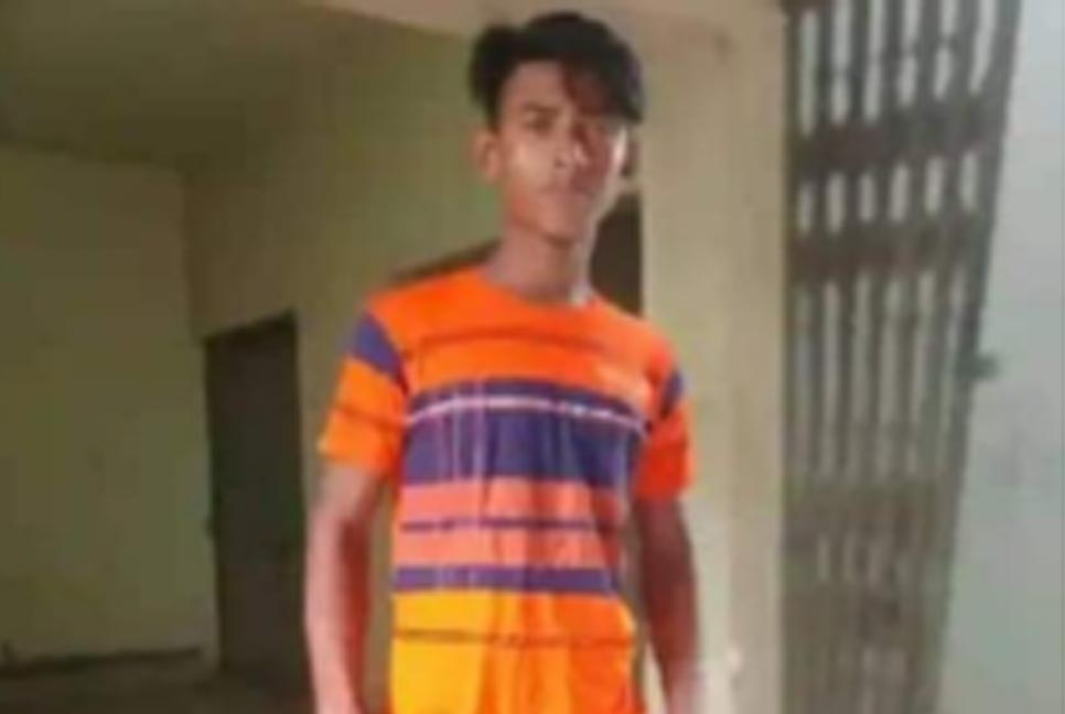 ইডেন কলেজে বিষপানে ক্যান্টিন বয়ের মৃত্যু