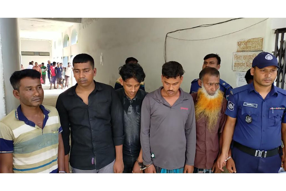 
মেহেরপুরে ডাকাত দলের ৬ সদস্য গ্রেফতার